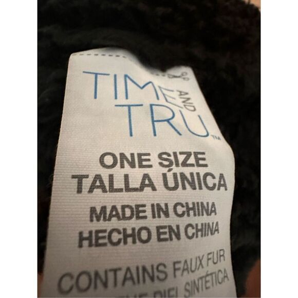 NEW WITH TAGS Women Time and Tru black Beanie one size fits most - Picture 5 of 5